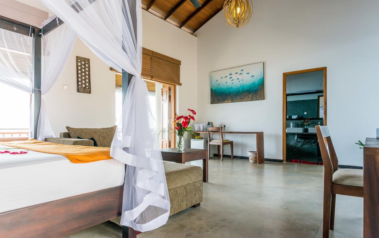 Villa Oceane Mirissa Exterior photo