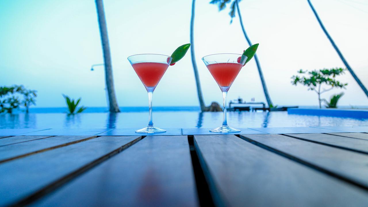 Villa Oceane Mirissa Exterior photo
